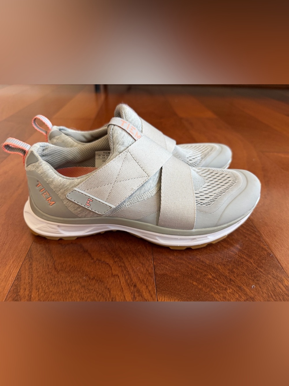 Tiem Slipstream Cycling Shoes Womens 7 Gray Indoor SPD Sneakers